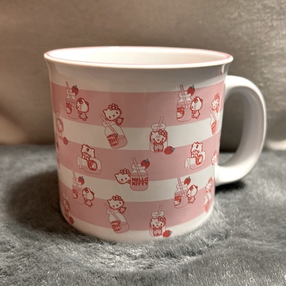 New Pink Milk Hello Kitty Mug - Picture 2 of 3